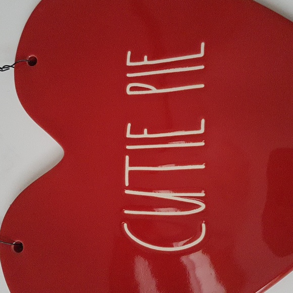 Rae Dunn Cutie Pie Plaque - Picture 2 of 4